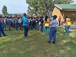 Nigel siyabangena daily report Date:21/01/2025 Time:07:00-15:00  Deployment Siyabangena Kiosk Conventional patrollers Saps  Duties We did our daily routine monitoring at Alrapark secondary, later we went in the school for the talk with the grade 8 learners which was hosted by Mr Thomas along with the provincial secretariat  .Everything went well.